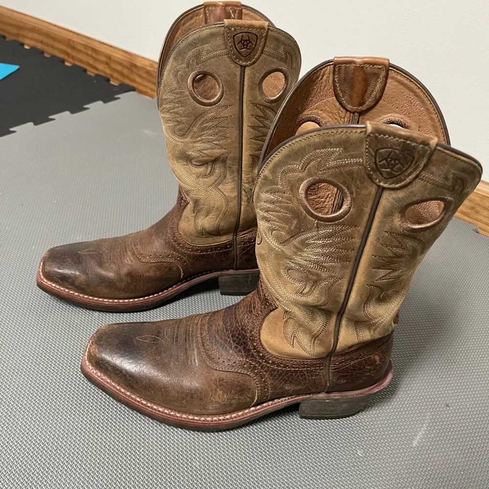 Ariat Heritage Roughstock Cowboy Boot - Picture 3 of 12
